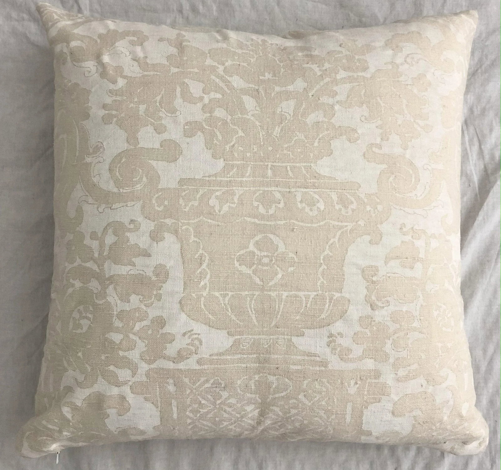 Fortuny White Eggshell Printed on Ivory Silk Texture Ground Campanille - Set of 3 Pillows - 3