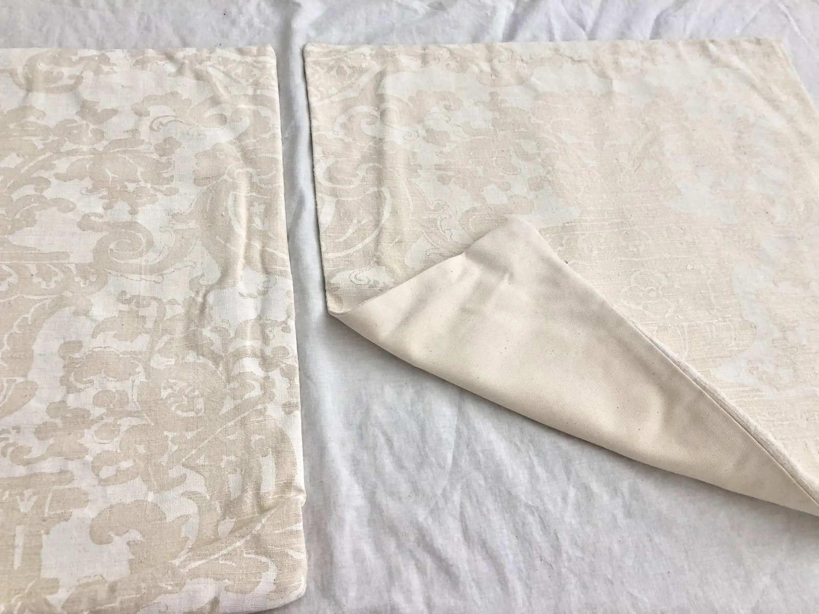 Fortuny White Eggshell Printed on Ivory Silk Texture Ground Campanille - Set of 3 Pillows - 9