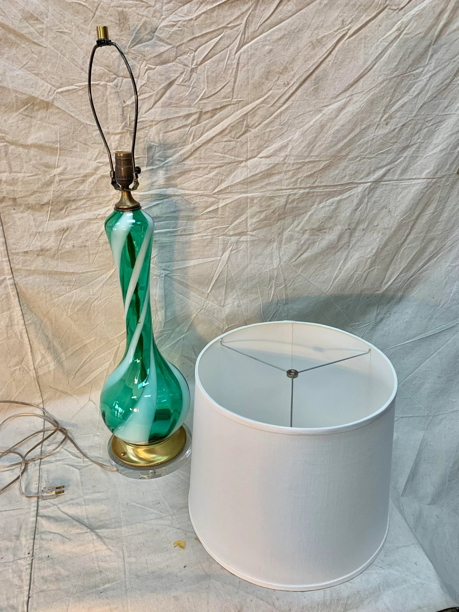 Mid 20th Century Murano Swirl Glass Table Lamp - 12