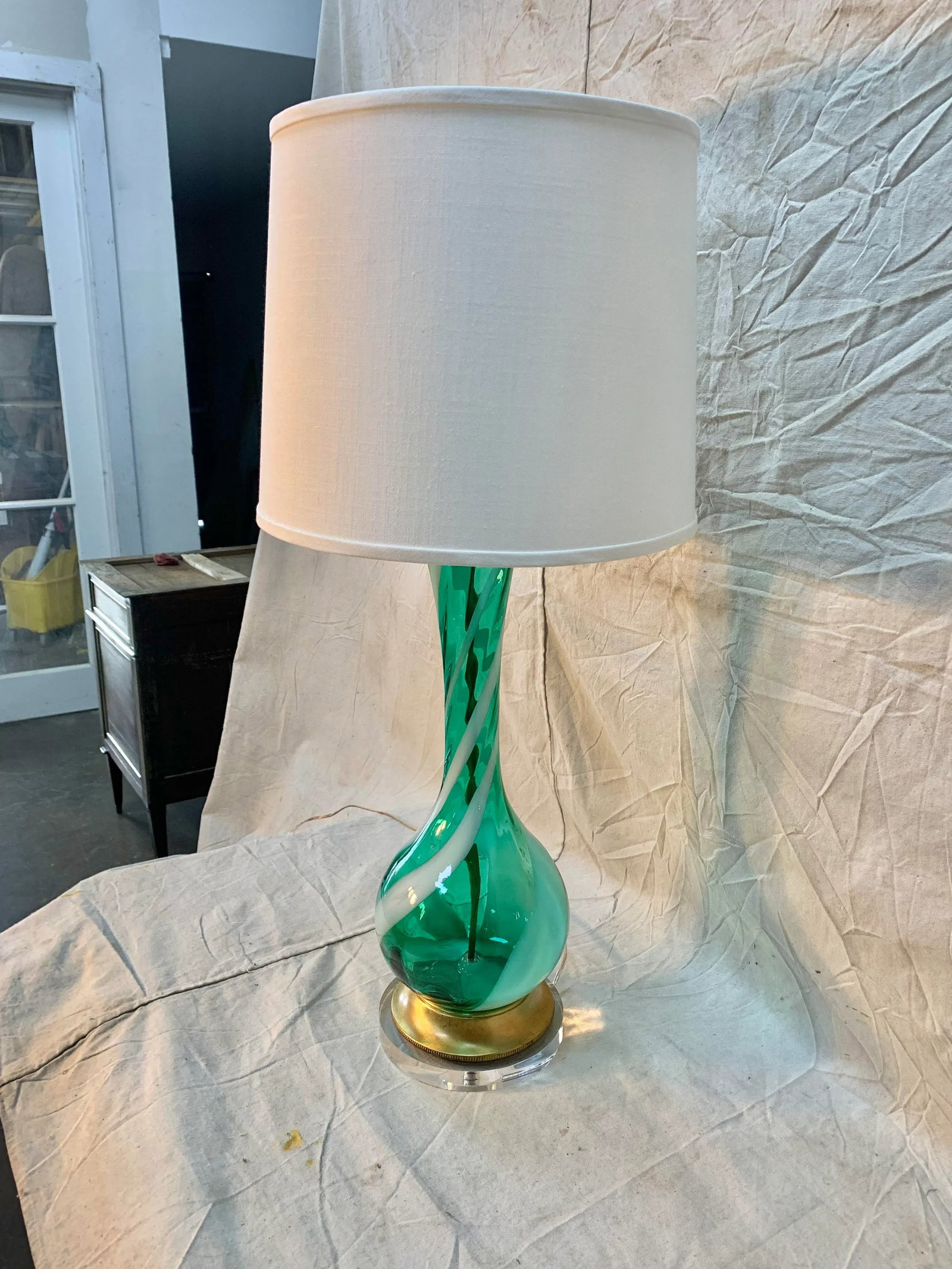 Mid 20th Century Murano Swirl Glass Table Lamp - 3