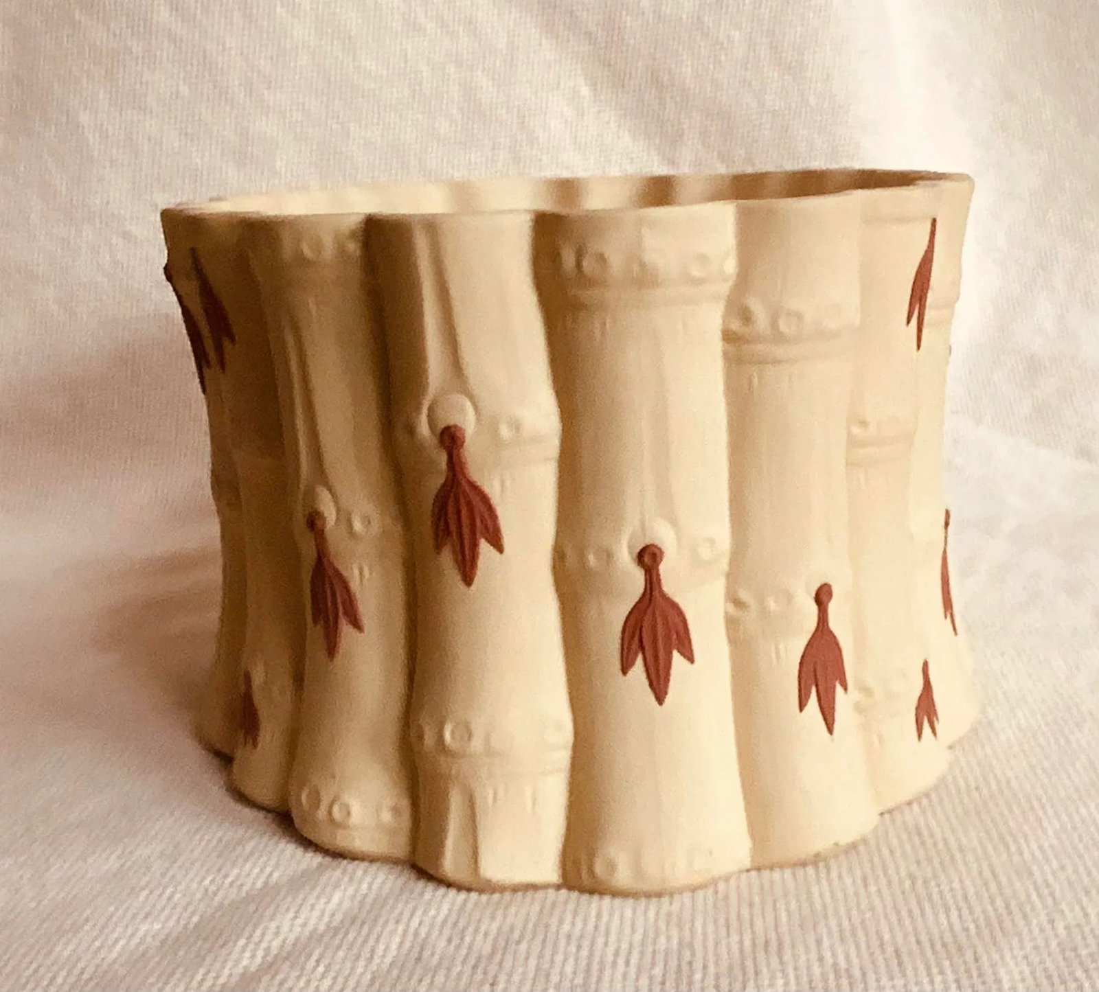 Early 20th Century Wedgwood Caneware Cache Pot With Primrose Terracotta - Large Form - 8