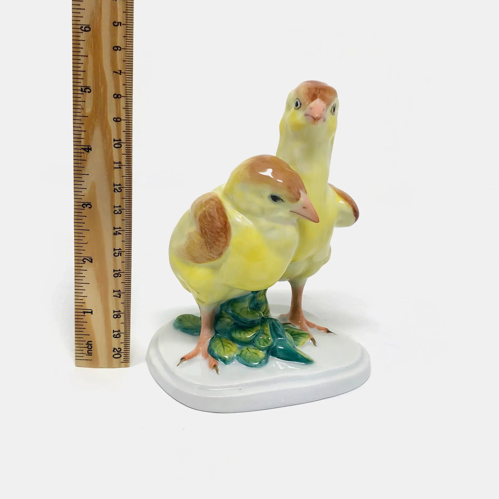 Late 20th Century Herend Pair of Yellow Chicks Handpainted Porcelain Figurine - 6