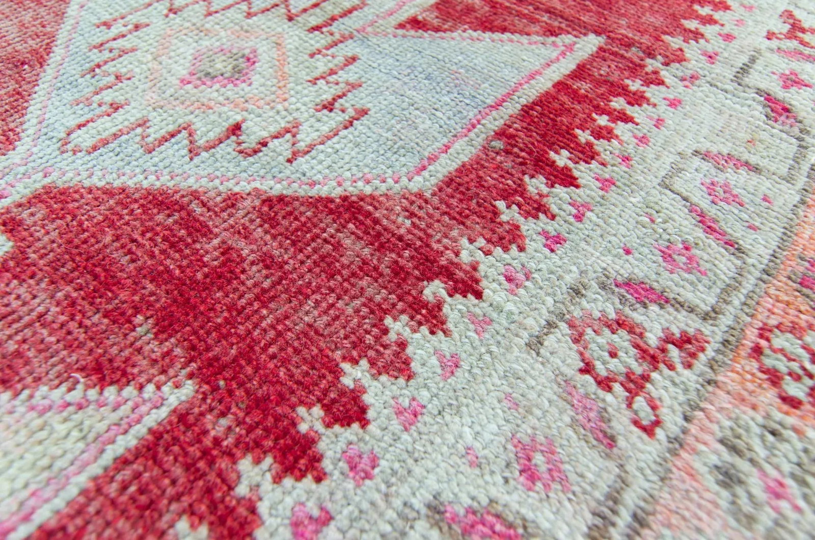 House of Seance - 1950s Vintage Oushak Arrows Distressed Ushak Long Hand-Knotted Runner - 2'9" X 10' - 2