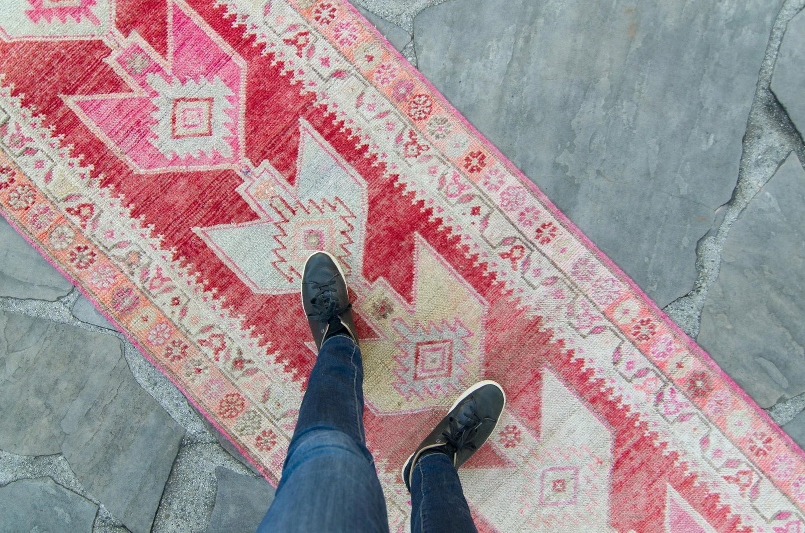 House of Seance - 1950s Vintage Oushak Arrows Distressed Ushak Long Hand-Knotted Runner - 2'9" X 10' - 7
