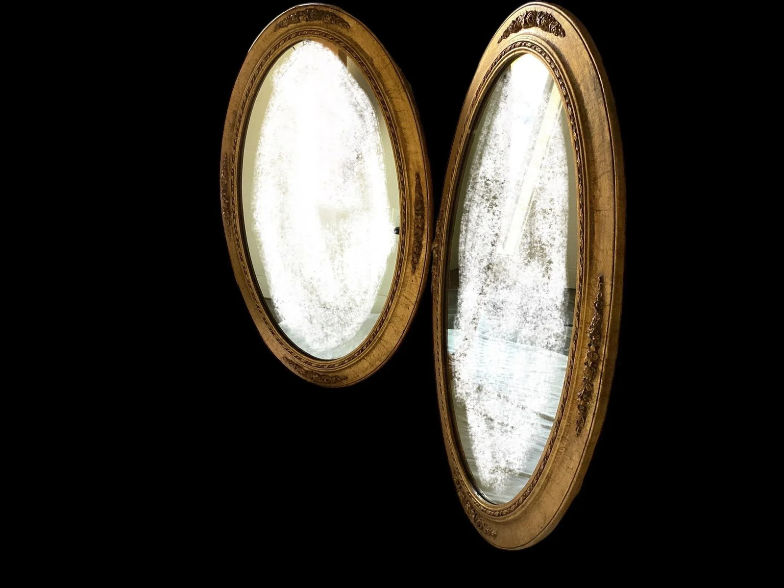 1950's-1960's Mid-Century-Pair of Giltwood and Gesso Oval Wall Mirrors Vanity Mirrors Bathroom Mirro - 6