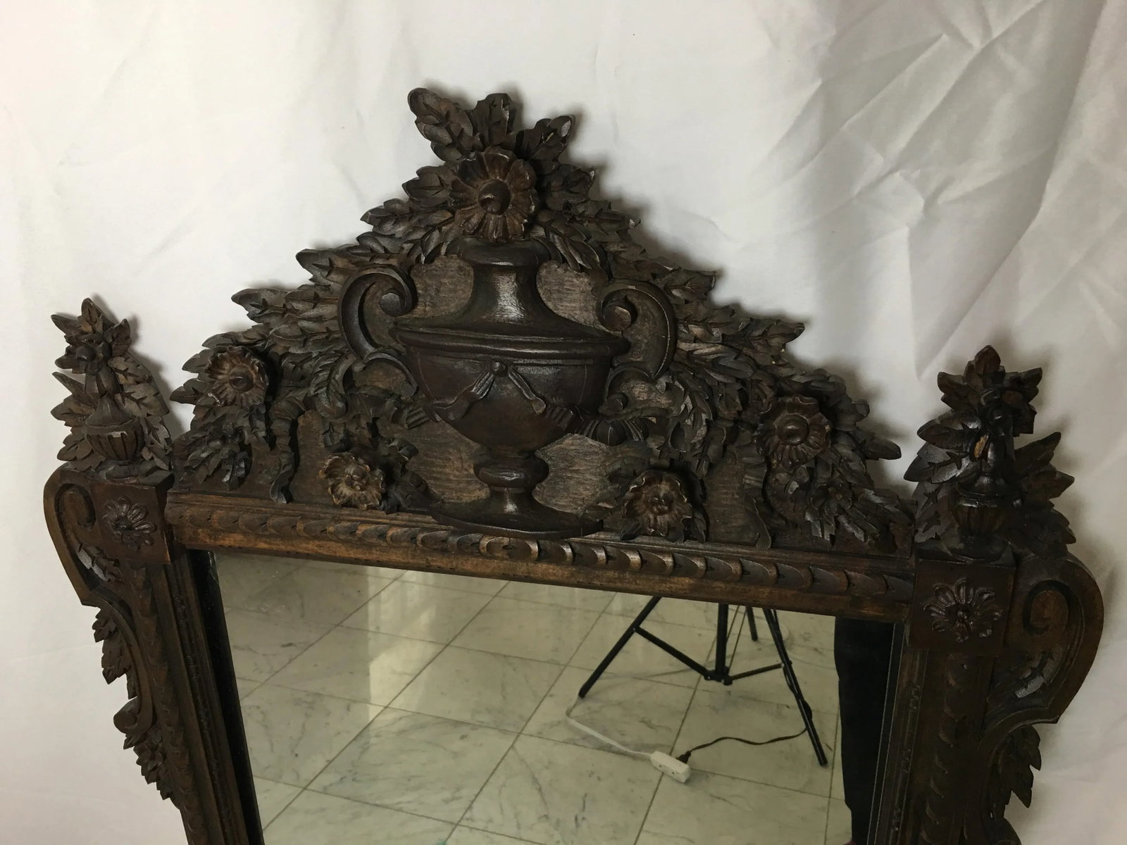 1960s LaBarge Italian Carved Wall Mirror - 4