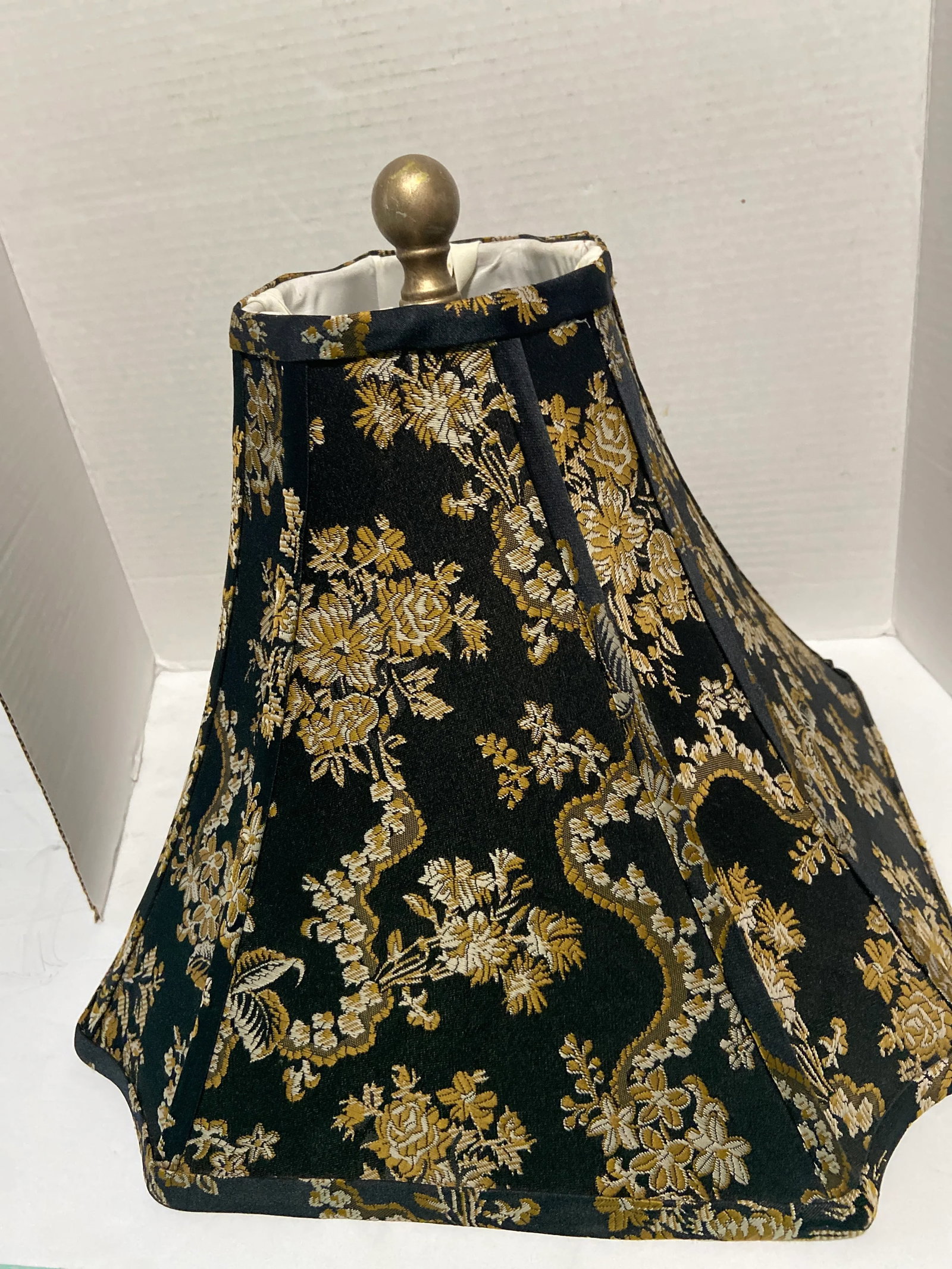 Mid Century Chinoiserie Asian Regency Silk Lamp Shade - 12