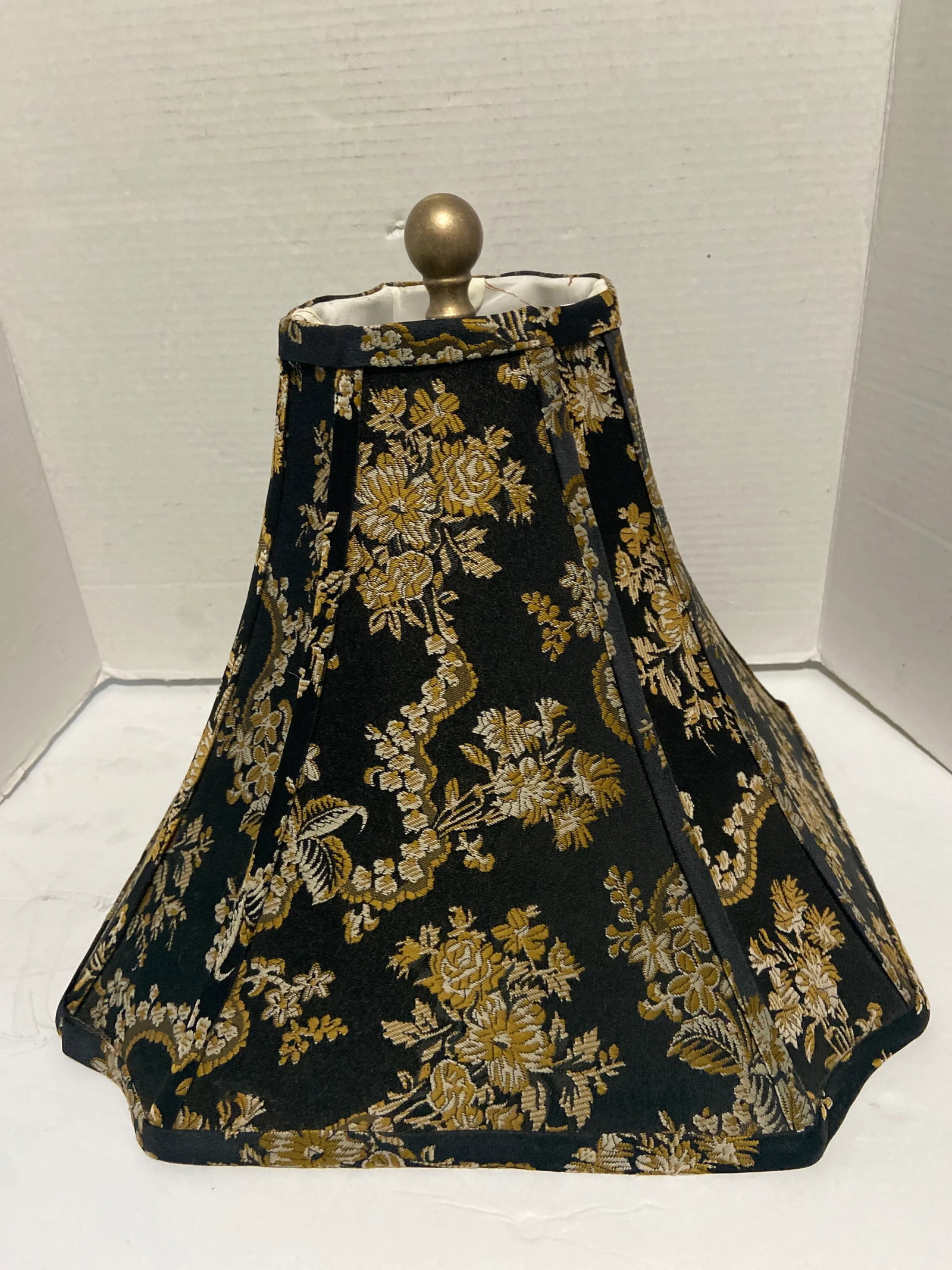 Mid Century Chinoiserie Asian Regency Silk Lamp Shade - 2