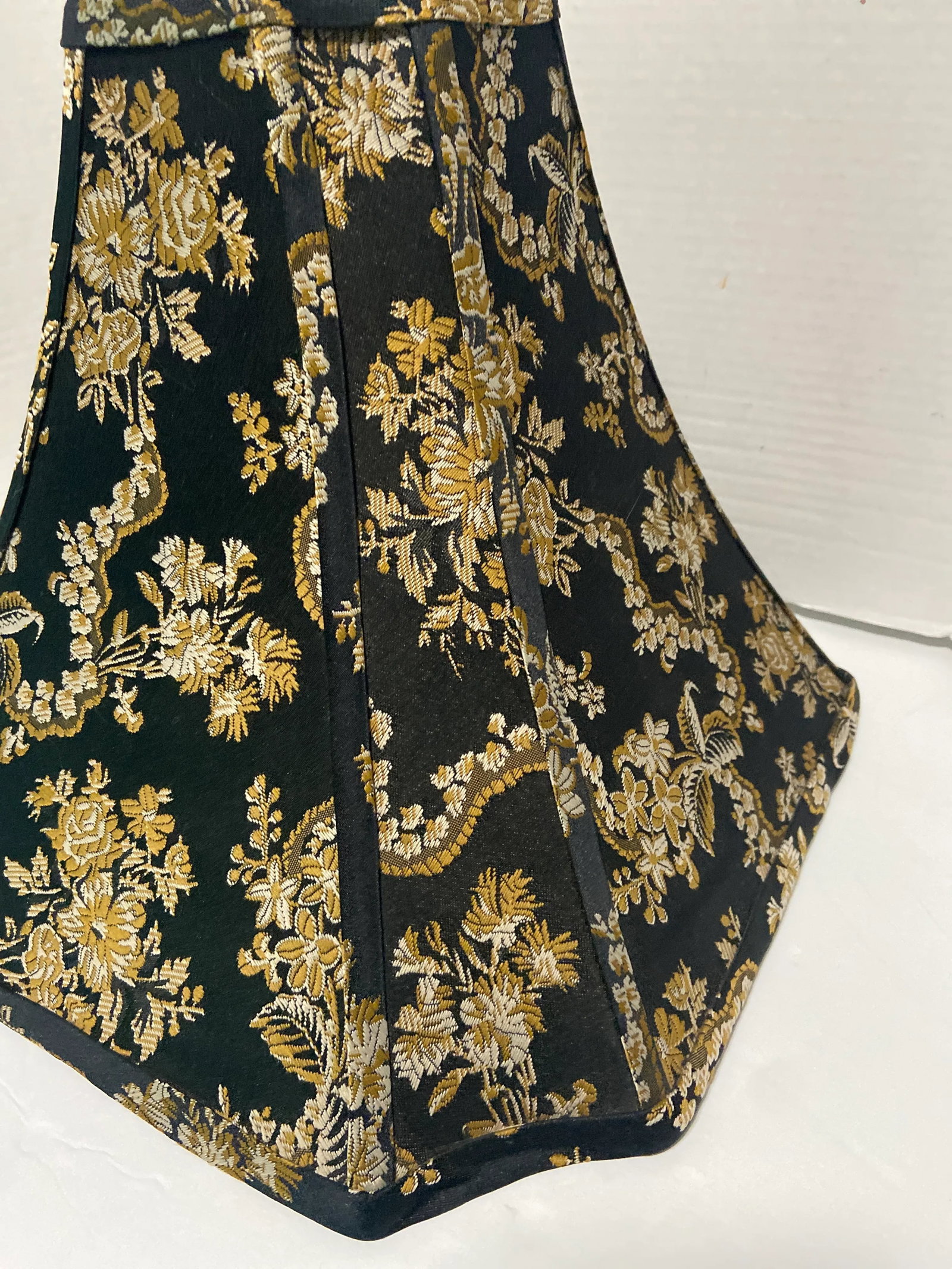 Mid Century Chinoiserie Asian Regency Silk Lamp Shade - 4
