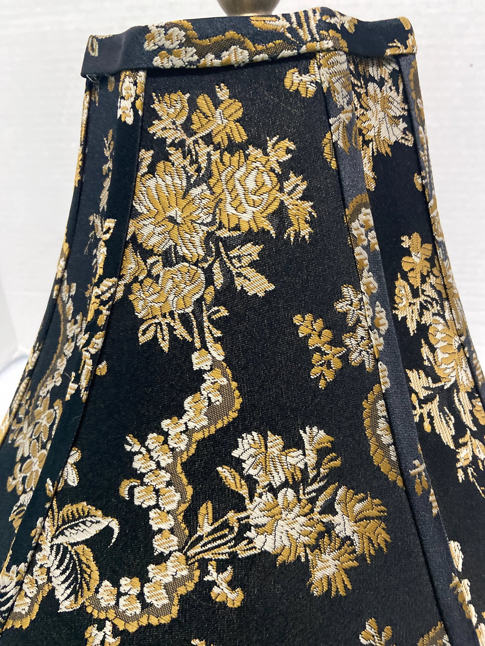 Mid Century Chinoiserie Asian Regency Silk Lamp Shade - 5
