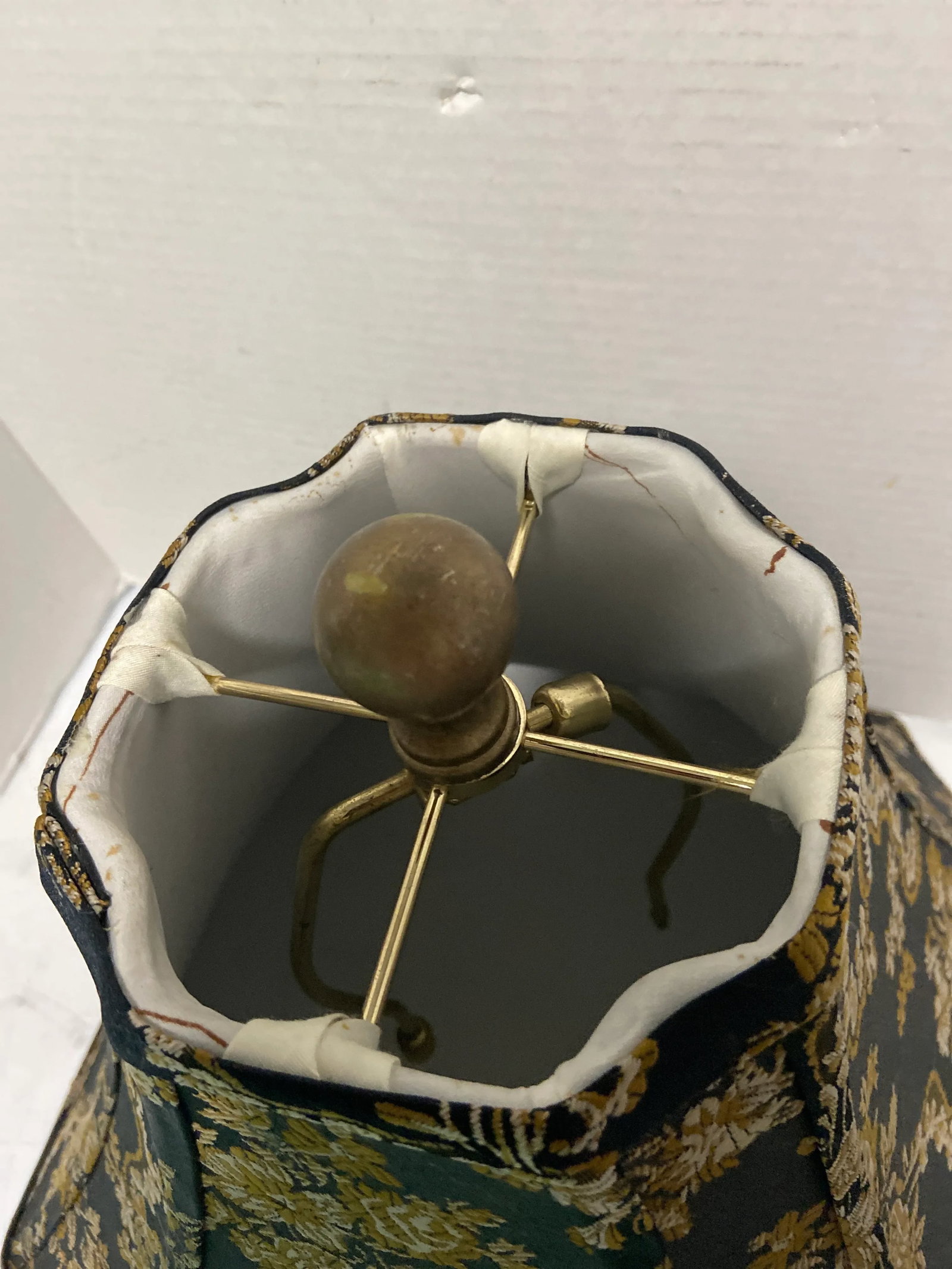 Mid Century Chinoiserie Asian Regency Silk Lamp Shade - 6