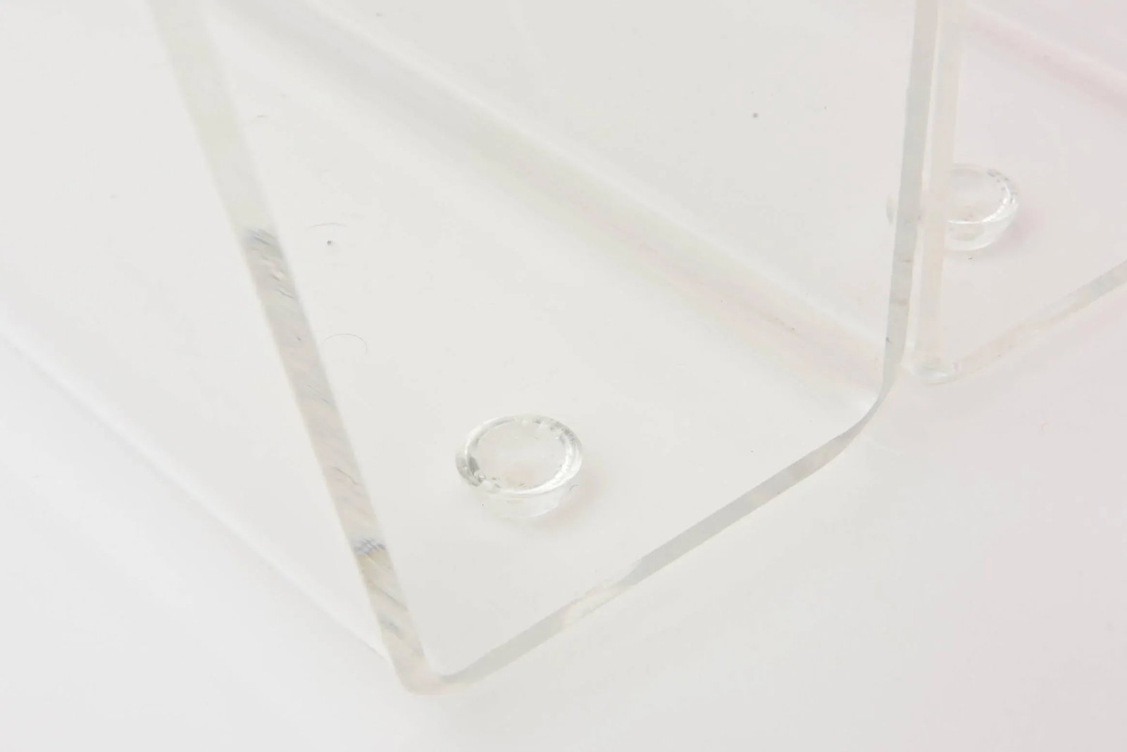 Vintage 1970's Lucite Two Compartment Magazine Holder or Stand With Handle - 9