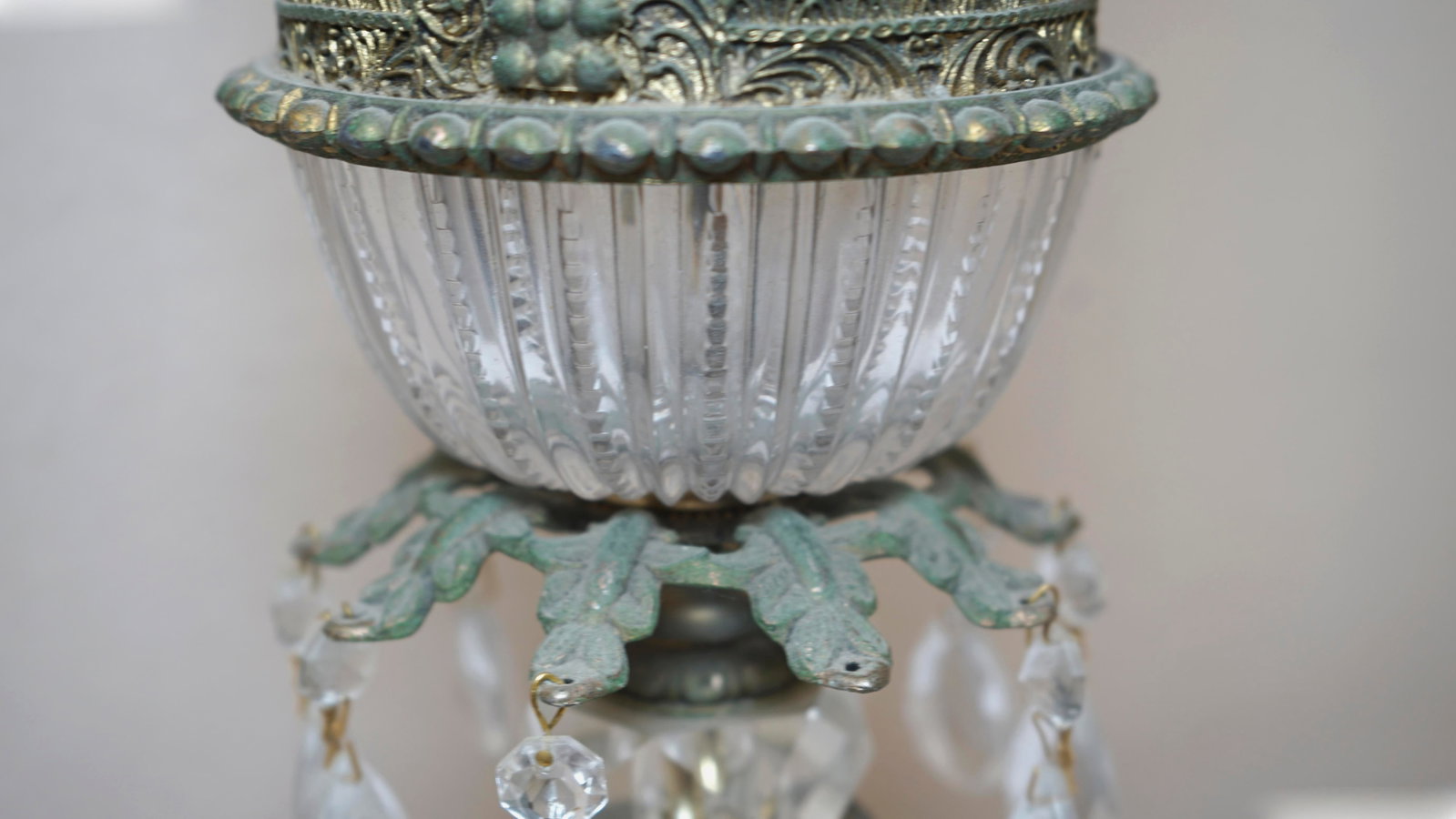 1915 Antique Bronze Art Nouveau German Crystal Prism Table Lamp - 11