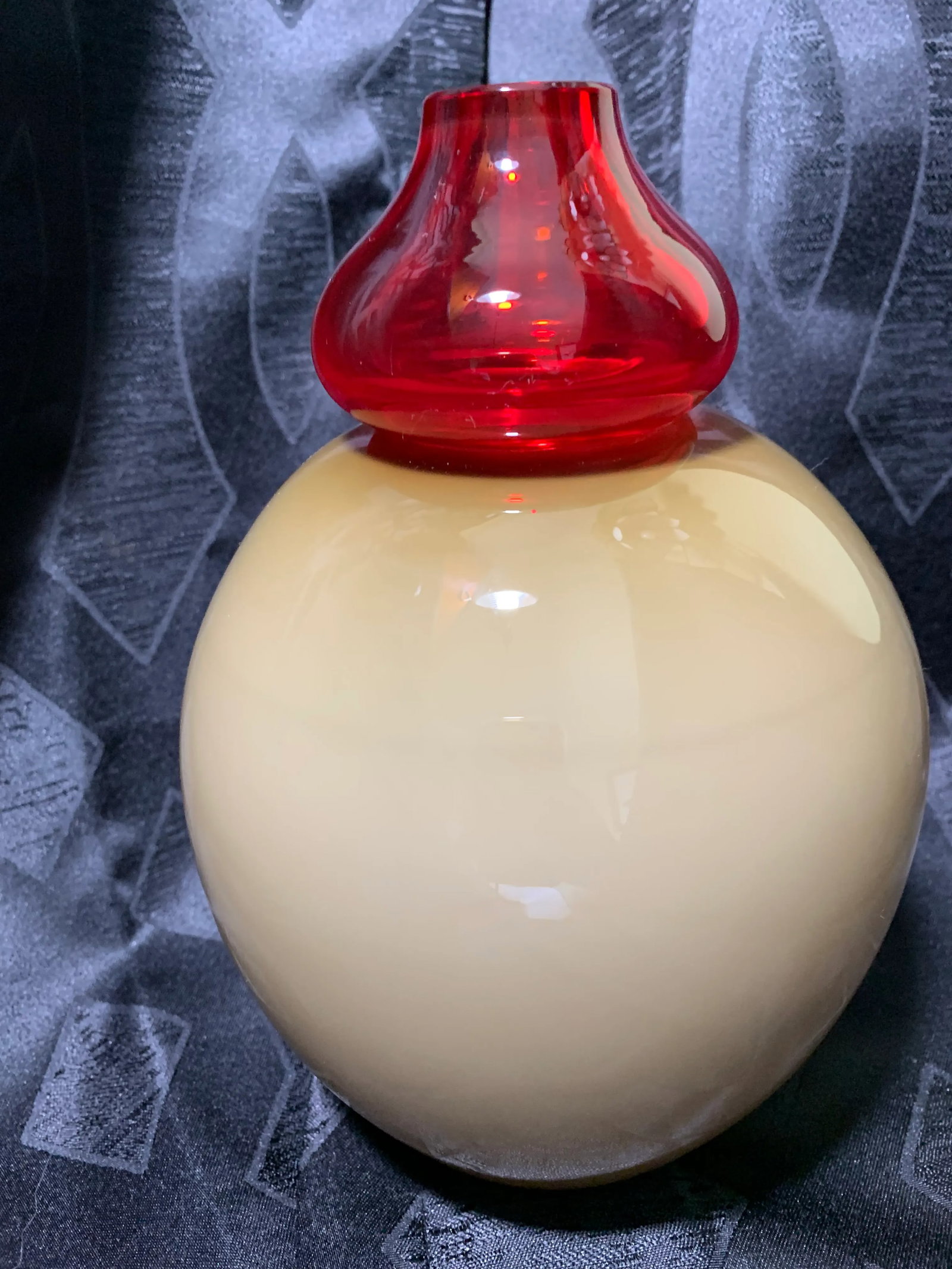 Alfredo Barbini for Oggetti Murano Glass Red and Tan Art Glass Vase, Signed - 3