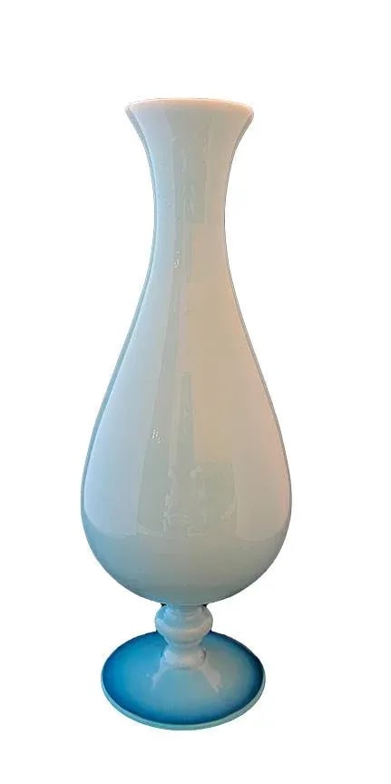 19th Century Portieux Vallerysthal Aqua Blue Opaline Vase - 4