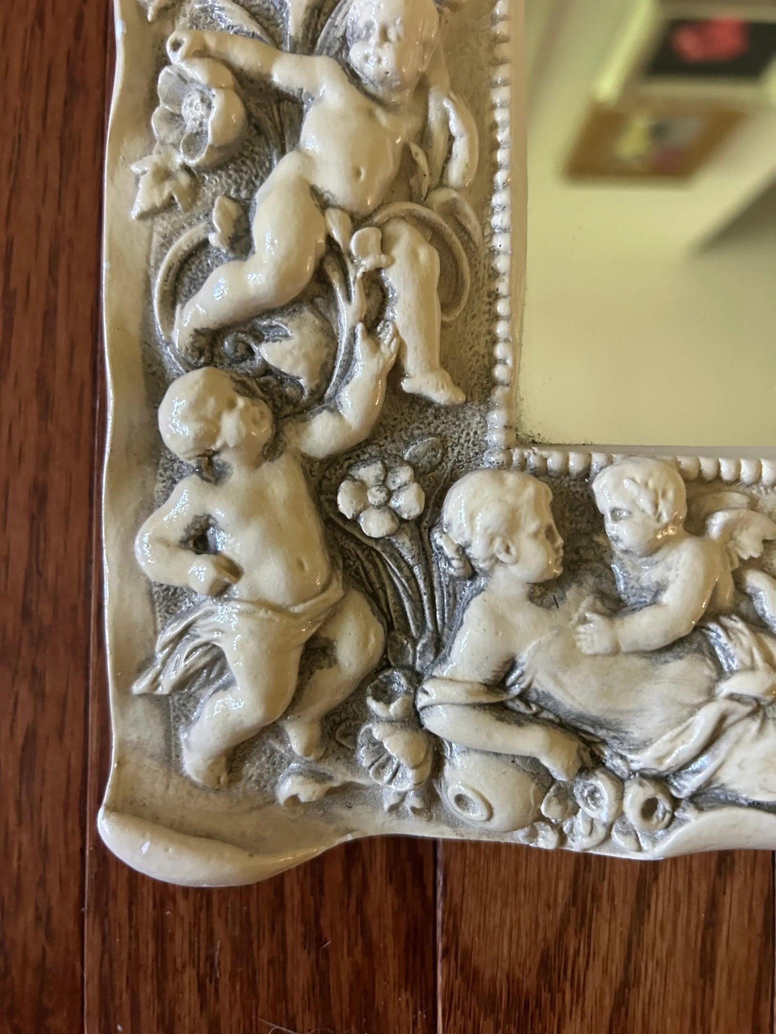 Vintage Small Mirror With Cherubs & Flowers Frame - 6
