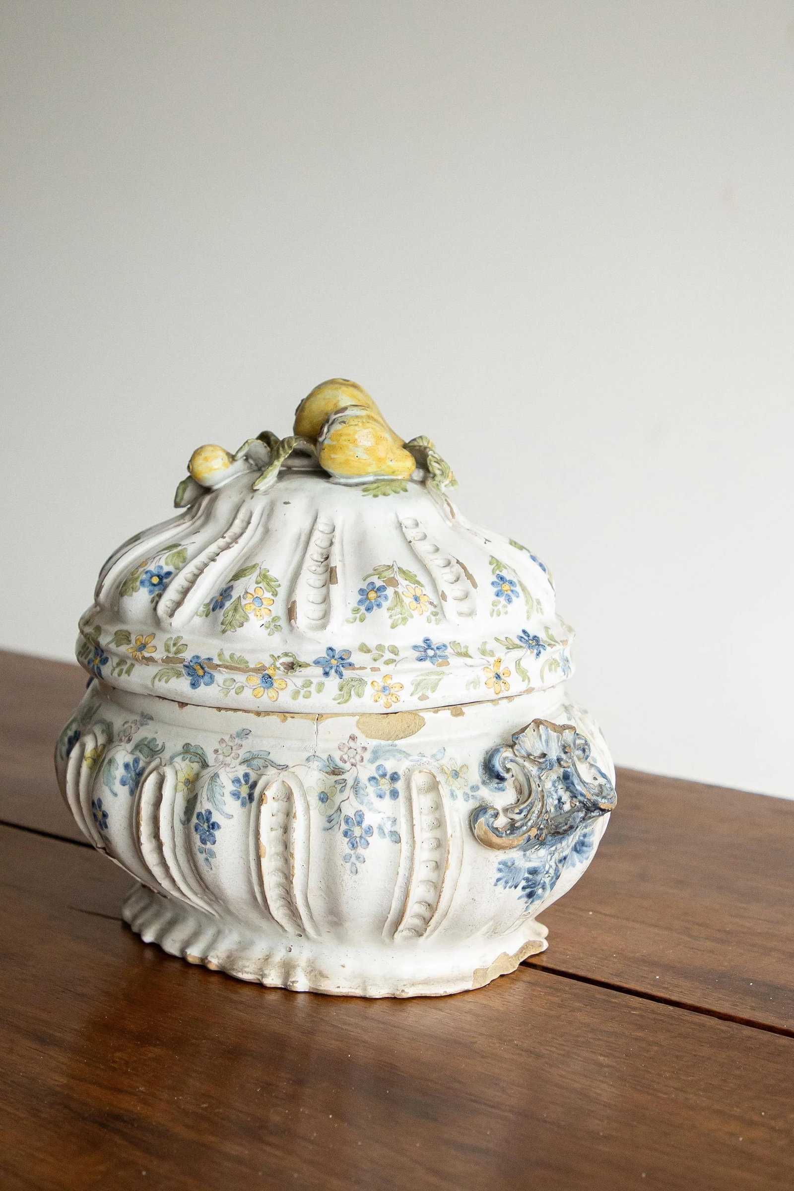 18th Century Italian Tureen - 2