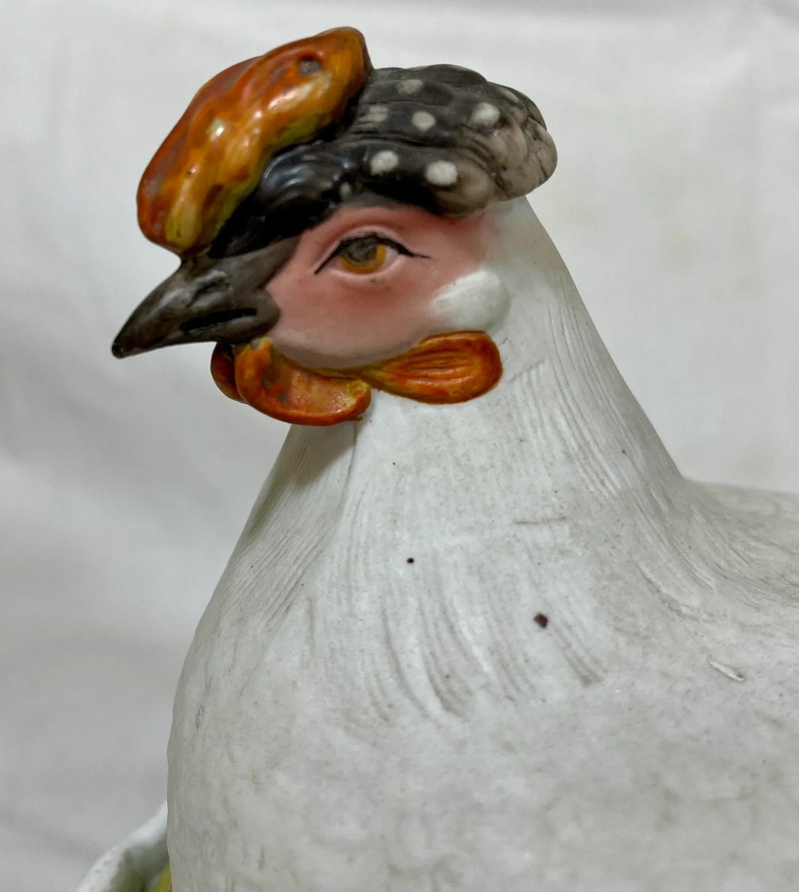 Antique 19th Century Staffordshire Porcelain Hen on a Basketweave Nest From England - 2