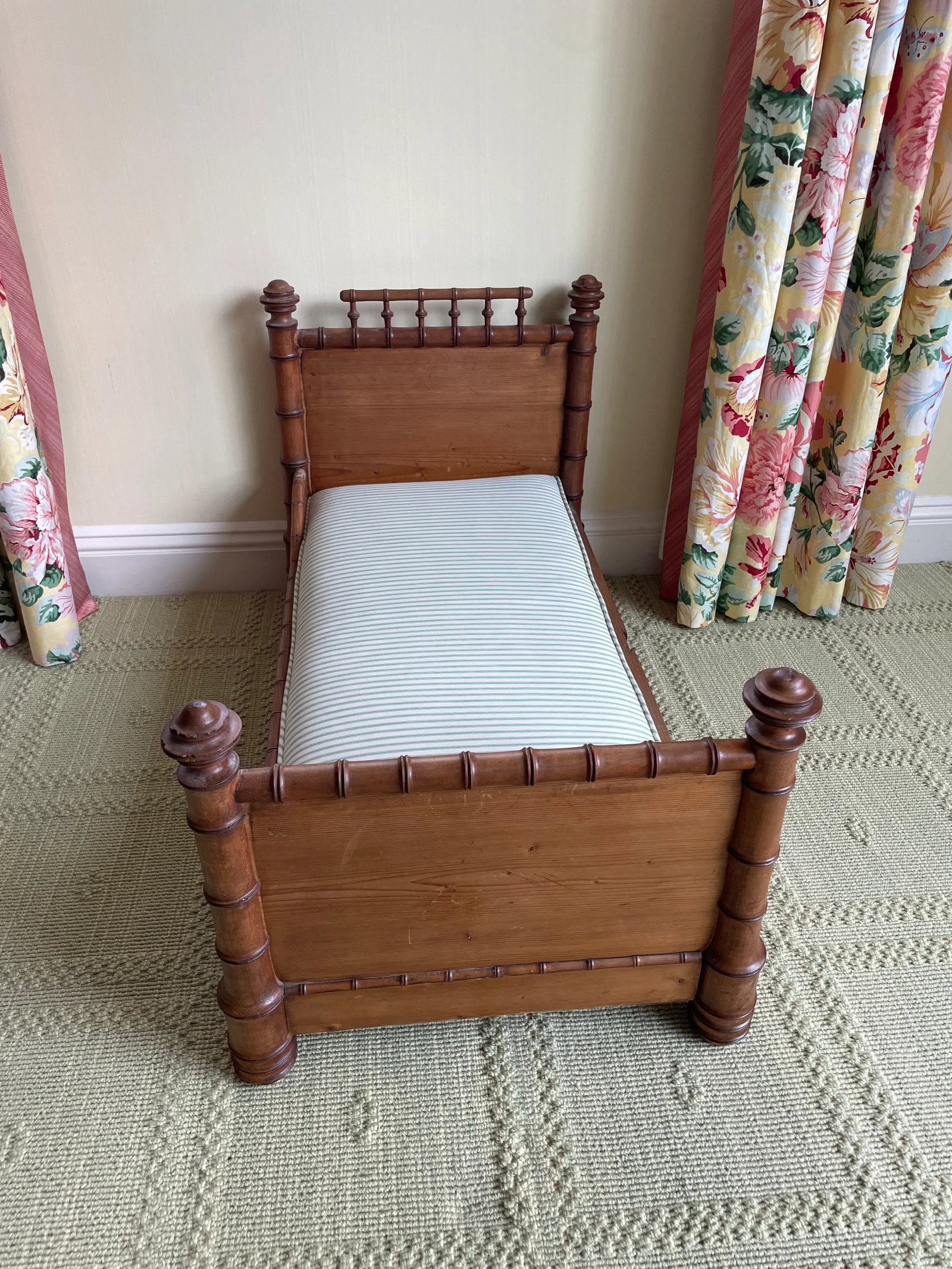 19th Cent French Faux Bamboo Dog Bed - 2