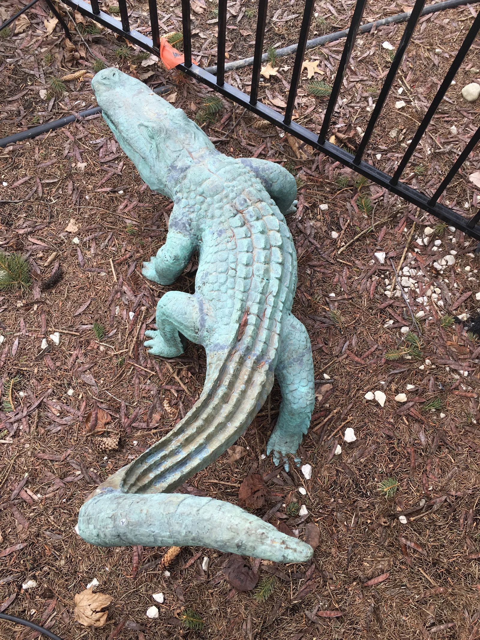 1980s Vintage Bronze Crocodile Statue - 4