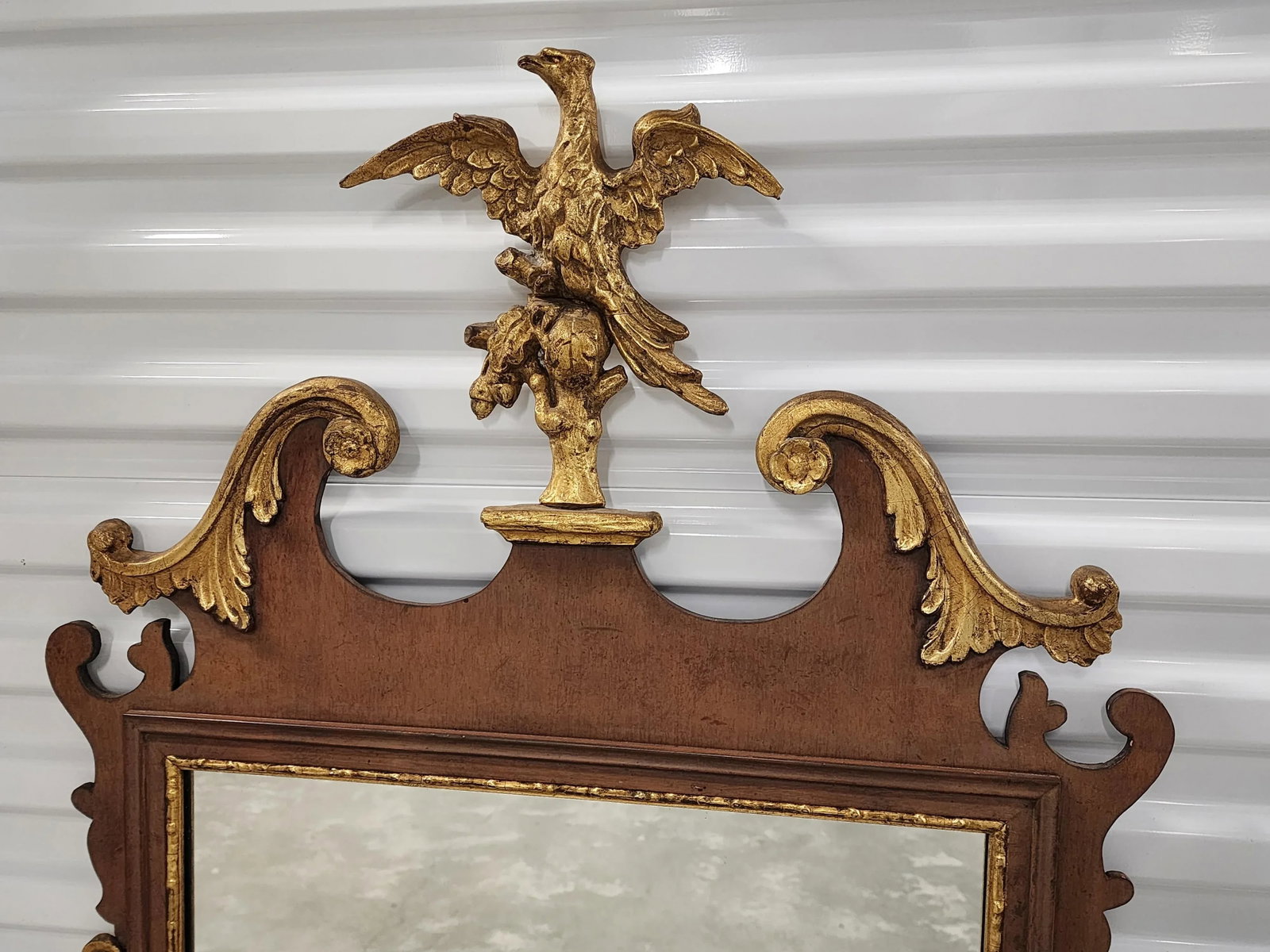 Friedman Brothers Chippendale Style Mahagony Mirror With Eagle Crest - 2