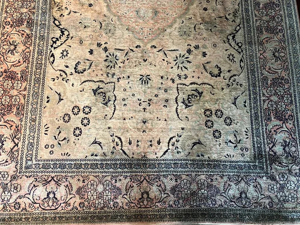 1980s Vintage Silk Chinese Contemporary Area Rug- 6' * 9' - 4