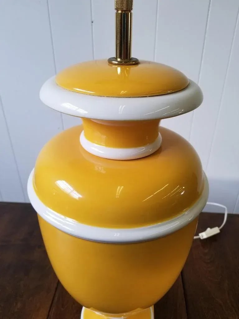 Vintage Italian Ceramic Lamp in Yellow and White - 5