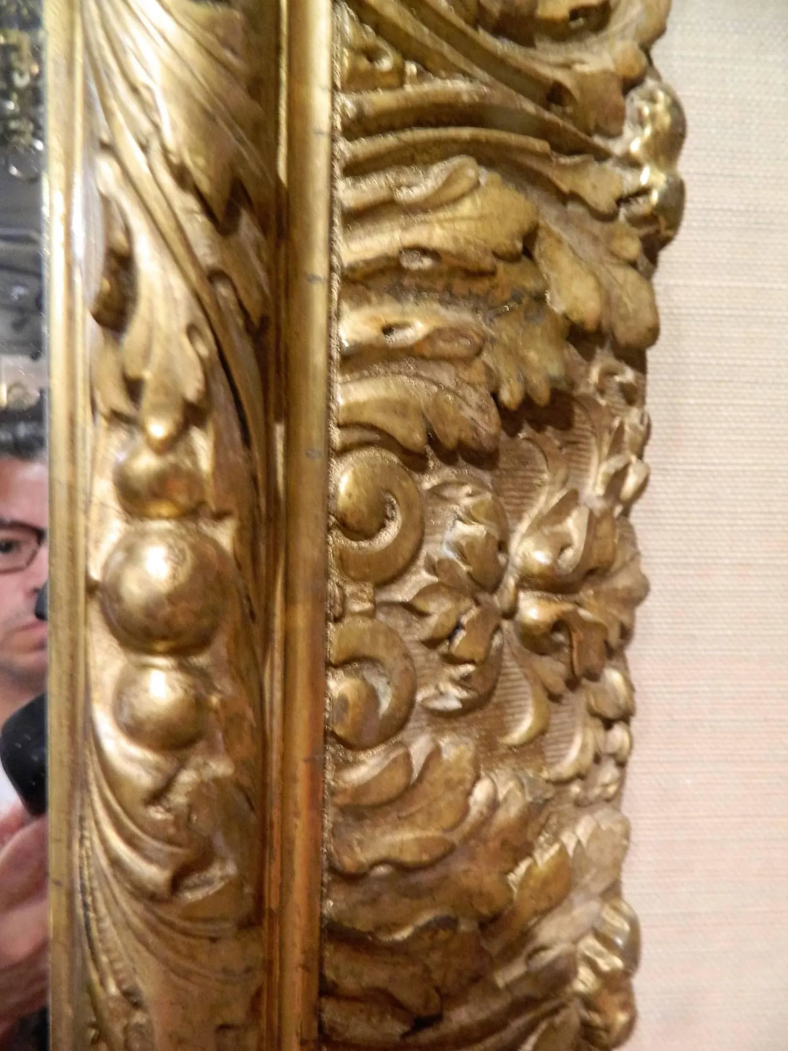 English Gold Leaf and Water Gilding Trim Mirror, Circa 1850-1880 - 3