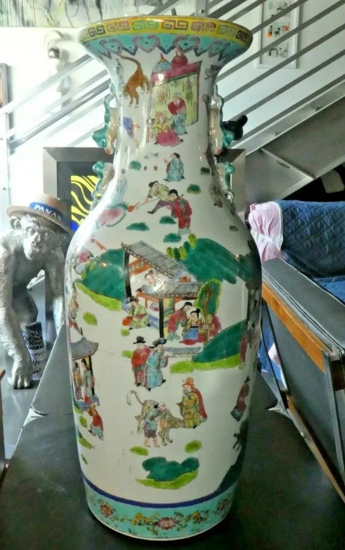 Large 19th C Antique Chinese Famille Rose Vase With Tongzhi Mark - 2