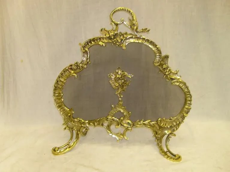 19th Century French Brass Fire Screen in the Rococo Style - 2