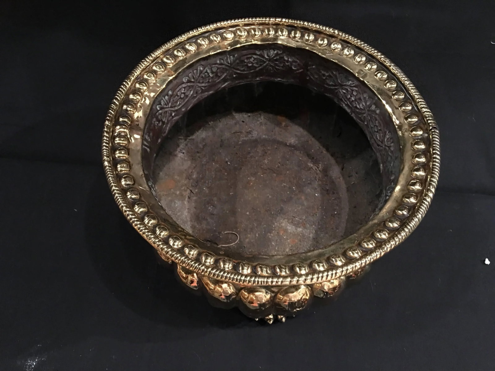 French Polished Brass Jardiniere With Lion Ring Handles, 19th Century - 3