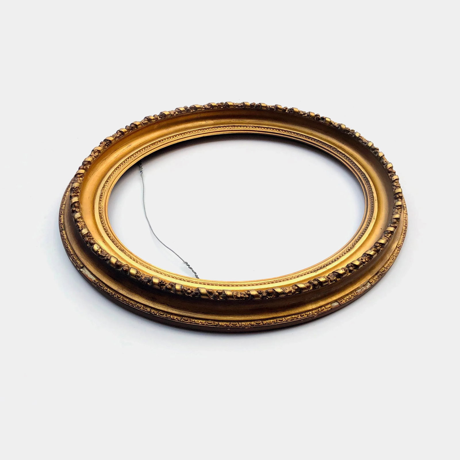 Antique Oval Gold Frame - 3