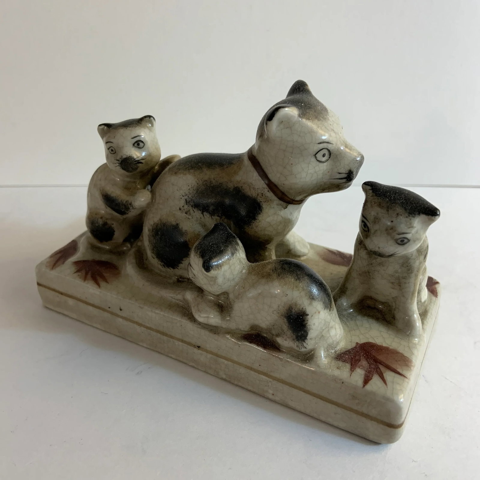 1970s Vintage Chinese Cat Family - 8