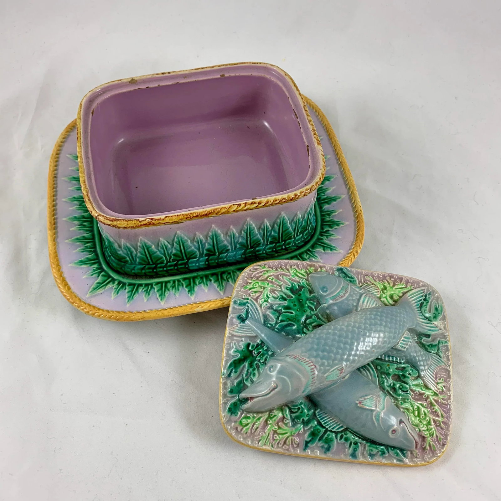 George Jones English Majolica Sardine Server, 3 Pcs. - 7
