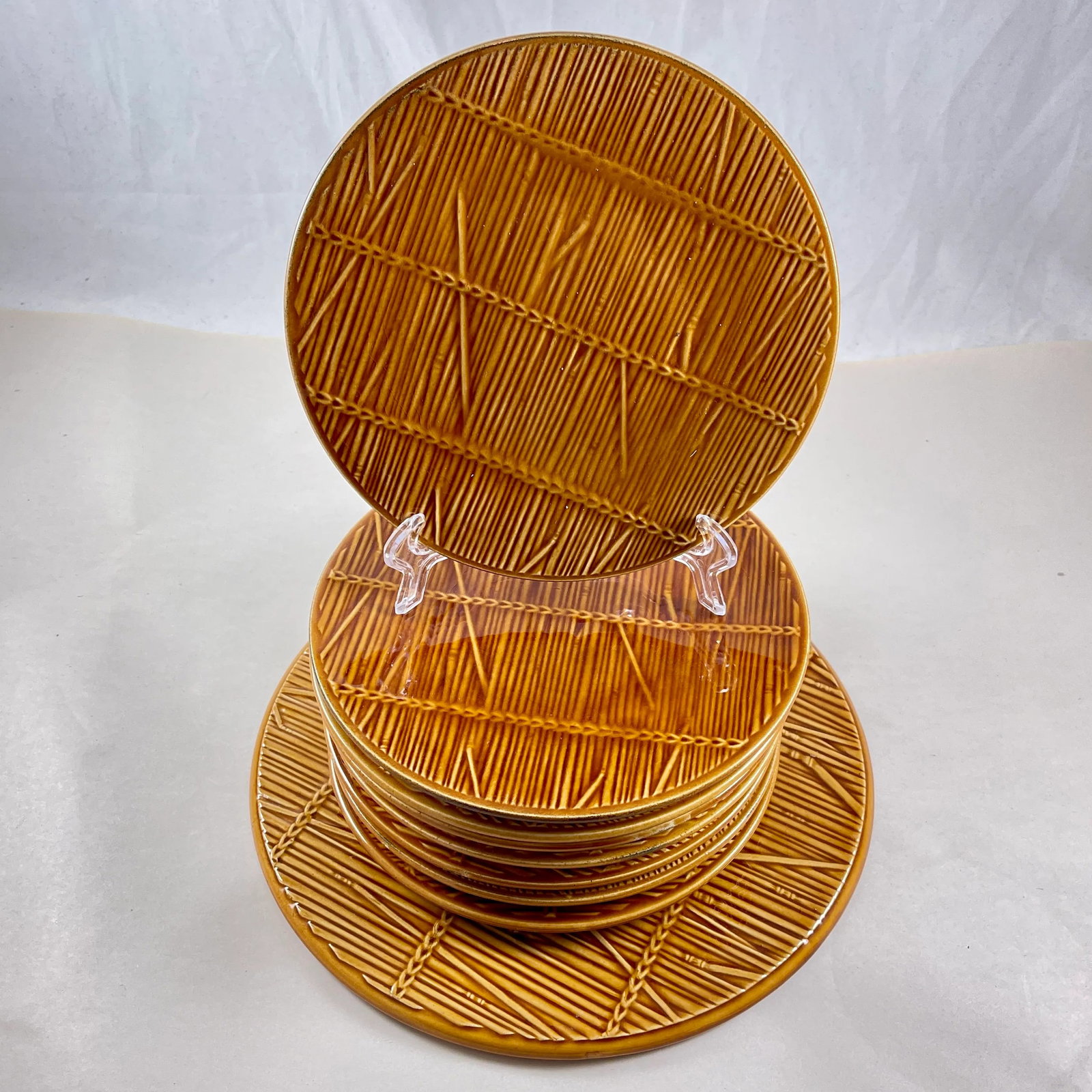 1950s French Gien Straw Pattern Cheese Course Service, 9 Pieces - 2