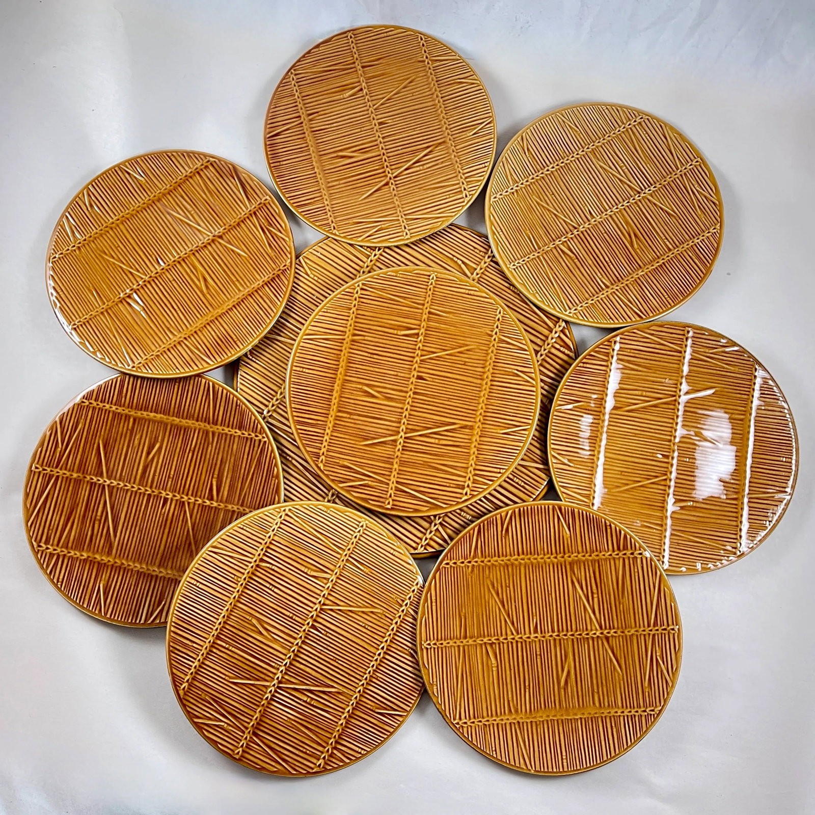 1950s French Gien Straw Pattern Cheese Course Service, 9 Pieces - 5