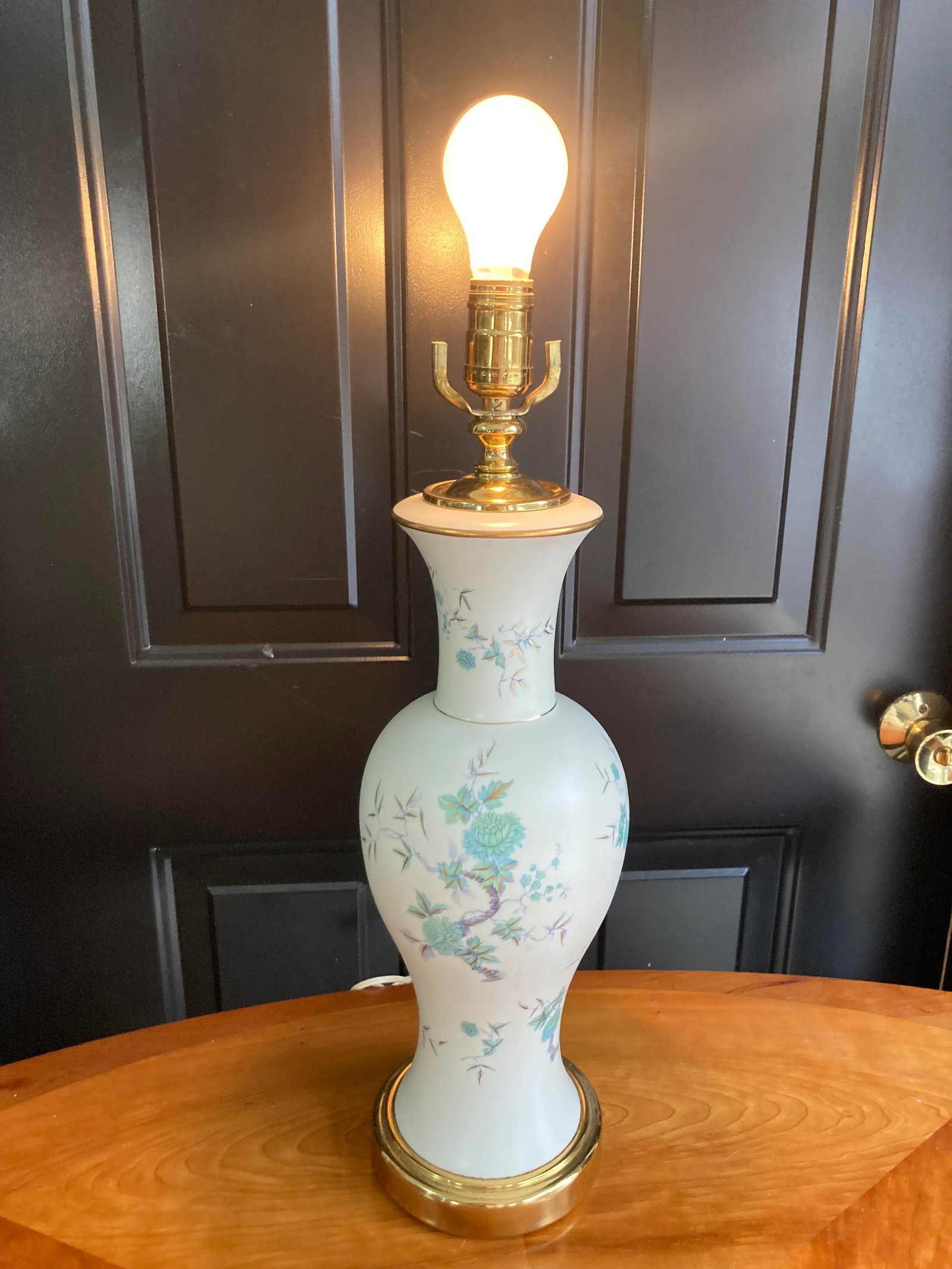 Mid-Century Japanese Porcelain Floral Table Lamps - a Pair - 4