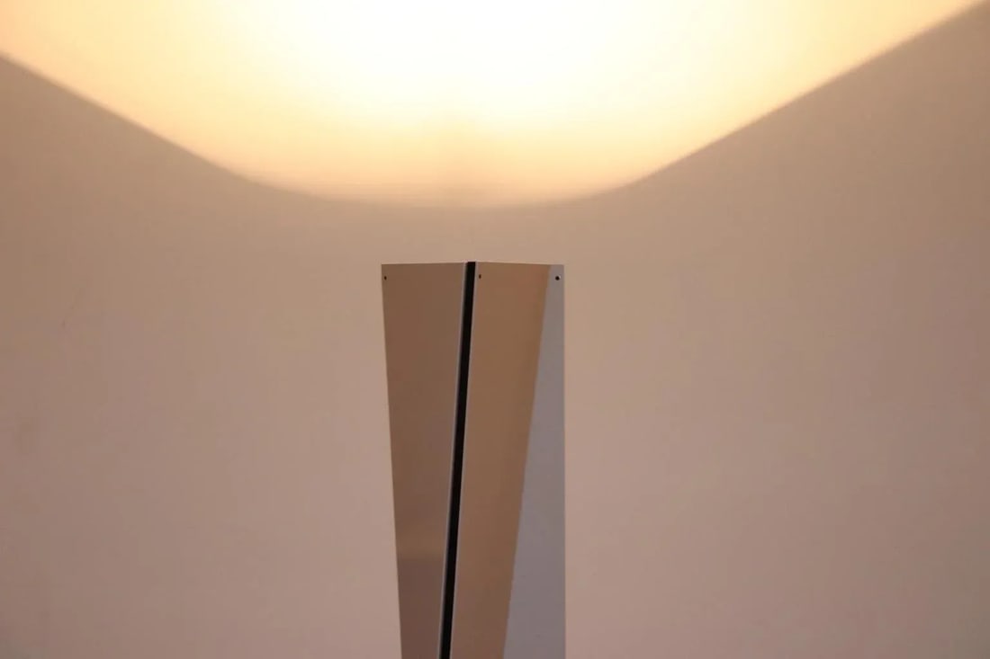 Mid-Century Modern Italian Floor Lamp by Mauro Marzollo - 8