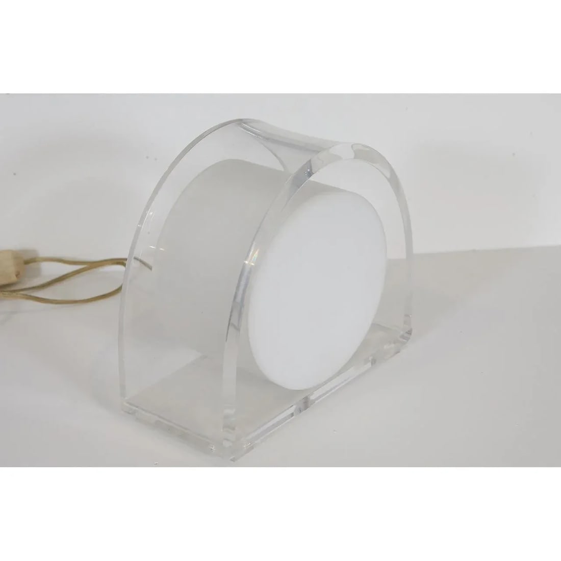 1970s Lucite Demilune Lamp by Ritts Company - 3