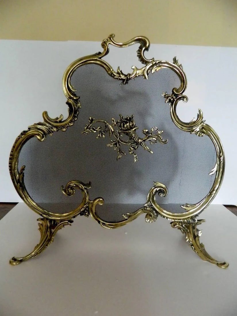 French Brass Fire Screen Adorned With a Fire Cheriot, 19th Century - 2
