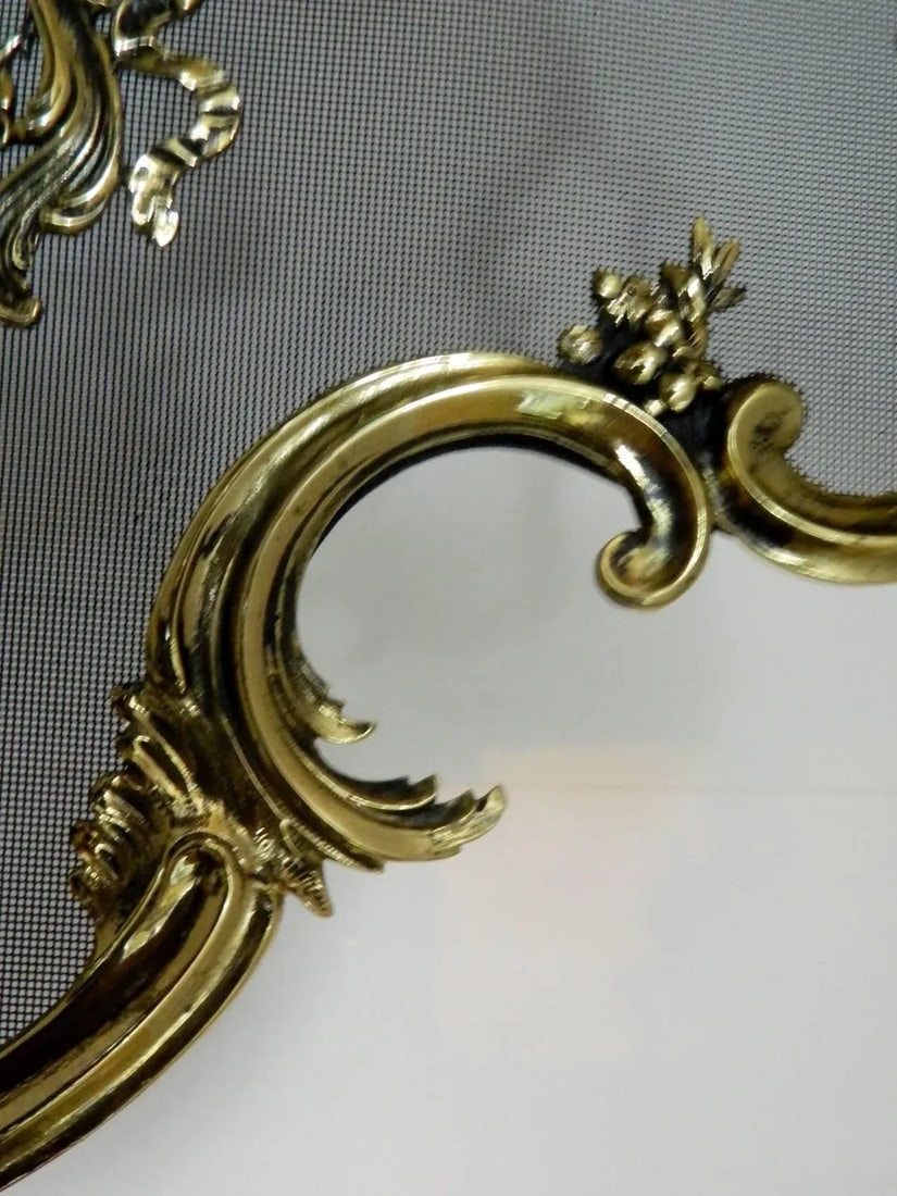 French Brass Fire Screen Adorned With a Fire Cheriot, 19th Century - 6