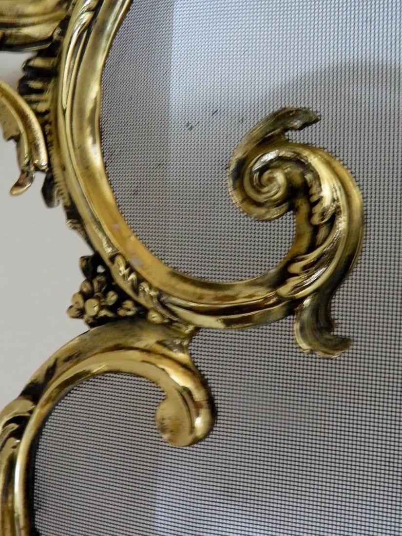 French Brass Fire Screen Adorned With a Fire Cheriot, 19th Century - 8