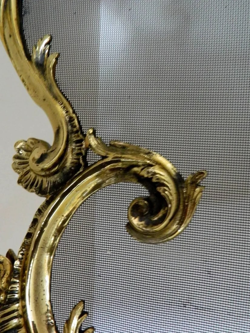 French Brass Fire Screen Adorned With a Fire Cheriot, 19th Century - 9