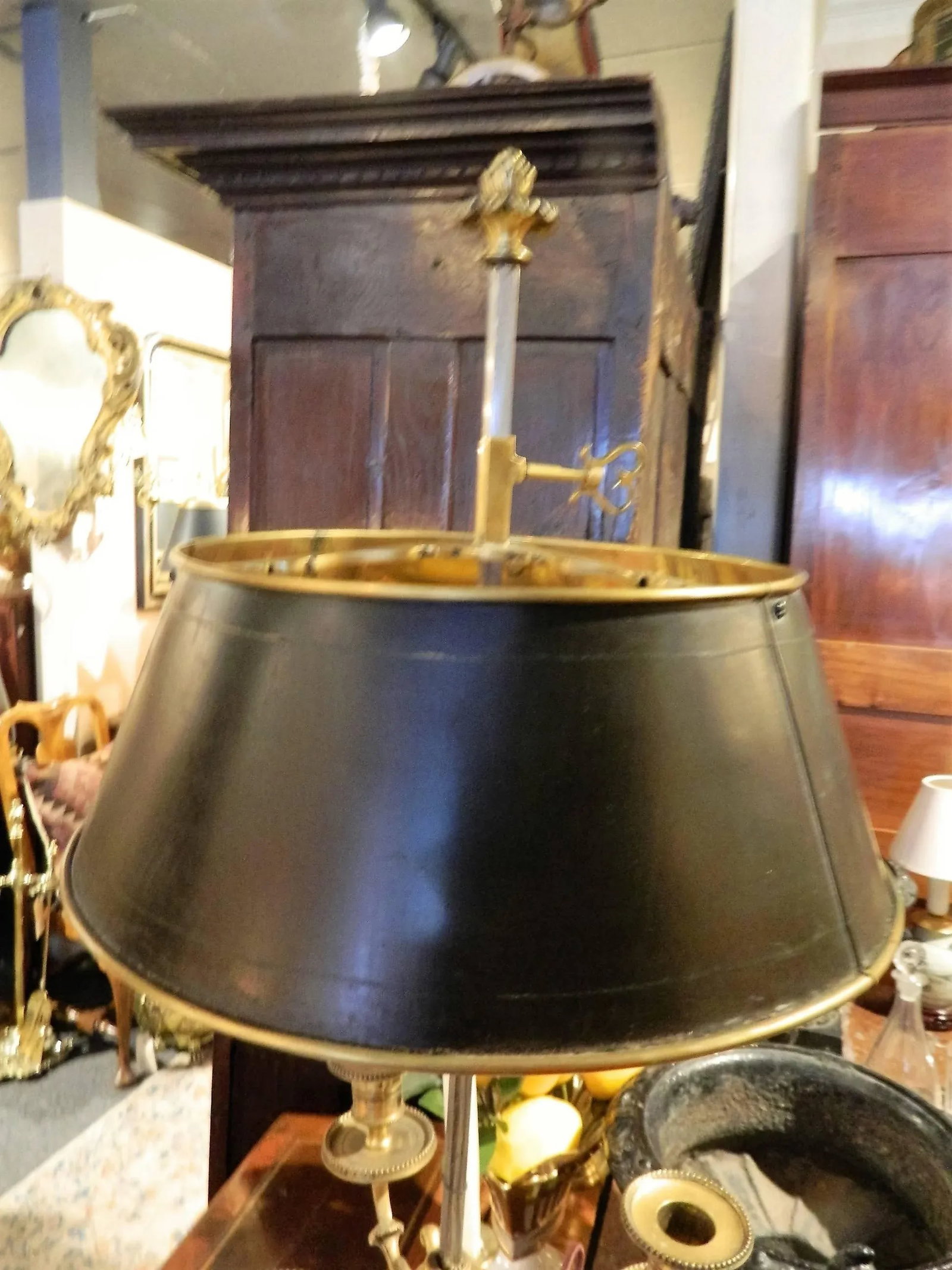 Brass Bouillotte Lamp With a Reticulated Base, Late 19th-Early 20th Century - 6