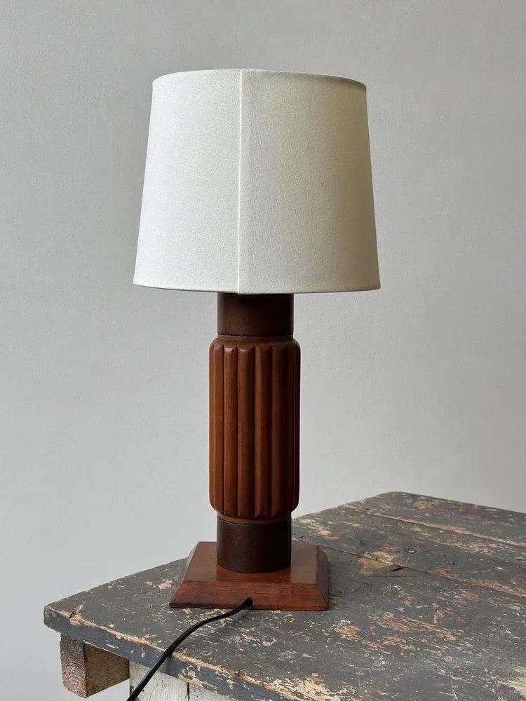 Vintage Constructivist Fluted Wood Lamp, Circa 1940s - 11