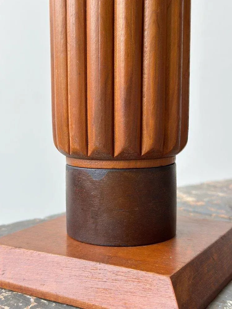 Vintage Constructivist Fluted Wood Lamp, Circa 1940s - 7