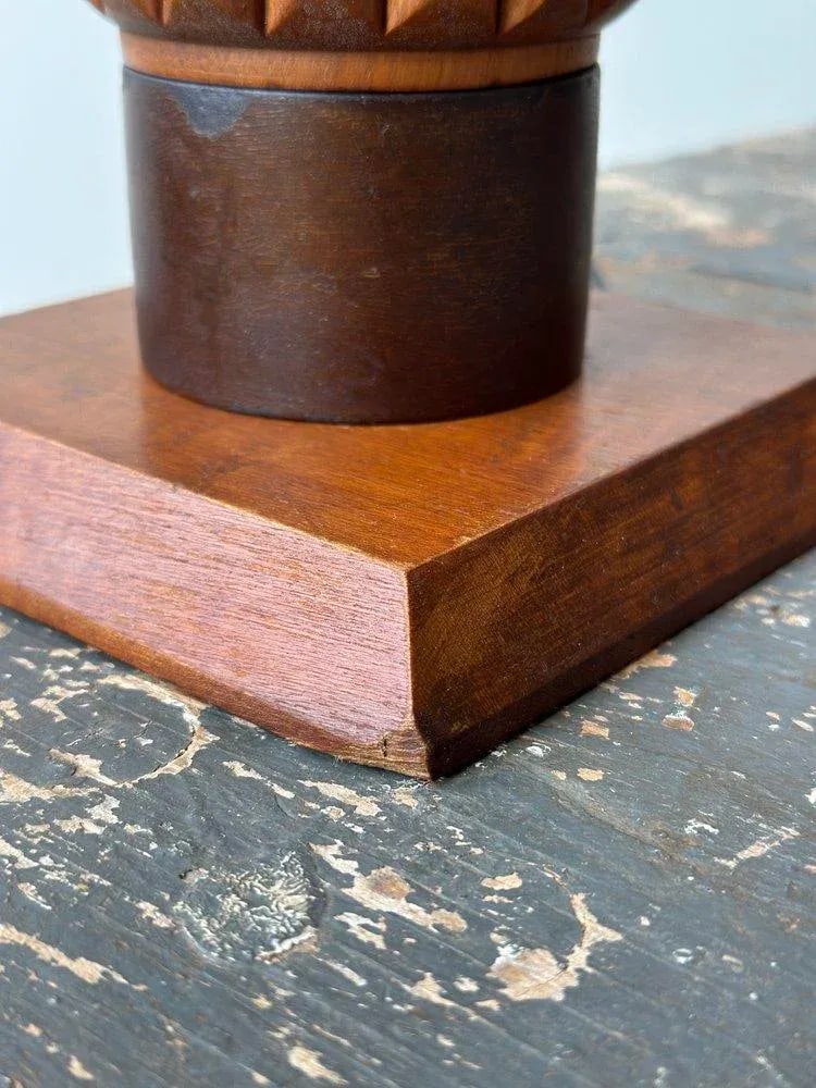 Vintage Constructivist Fluted Wood Lamp, Circa 1940s - 9