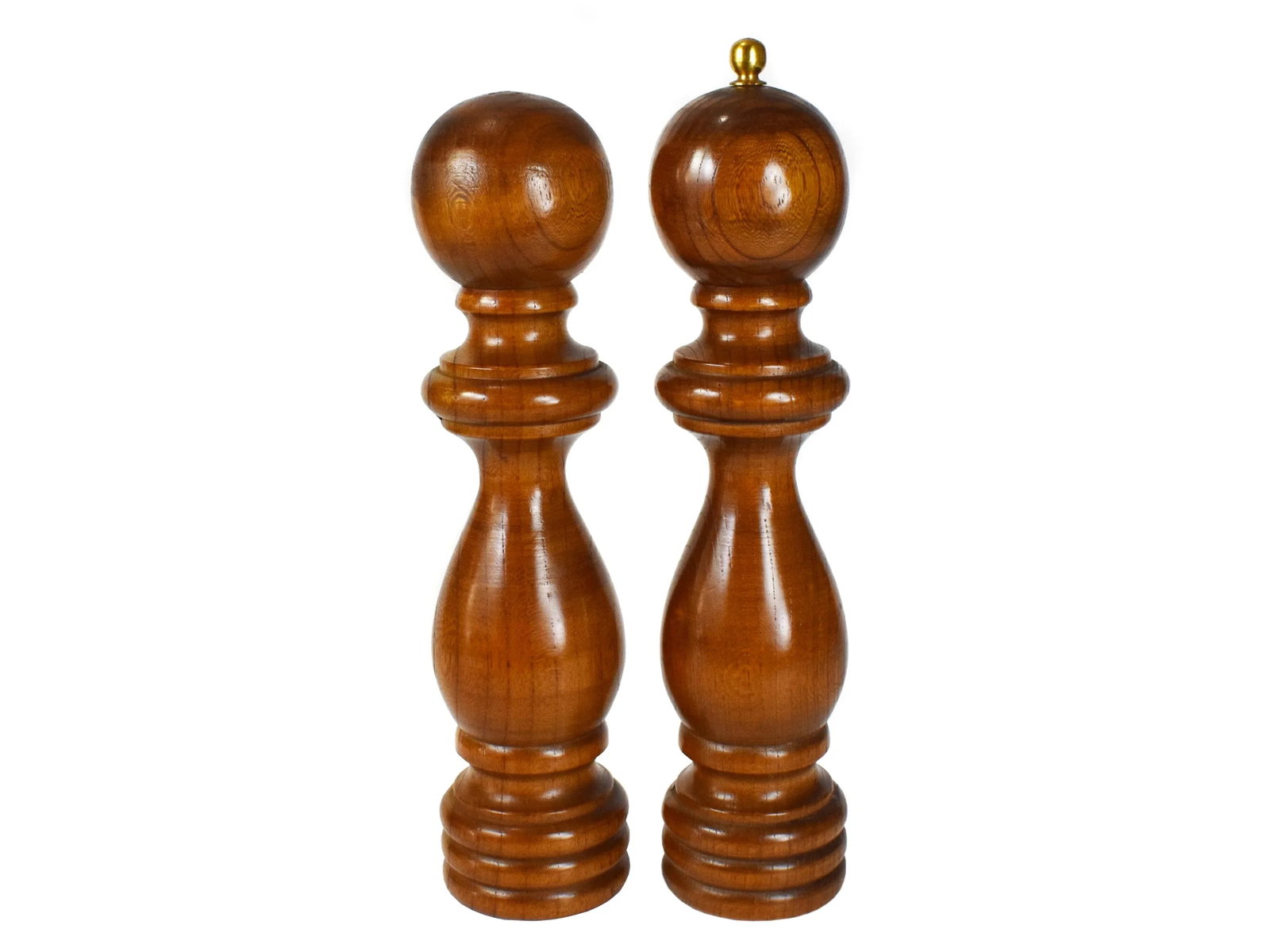 Vintage Catalina Tall Wooden Salt Shaker & Pepper Mill Grinder Set (1 of 9)