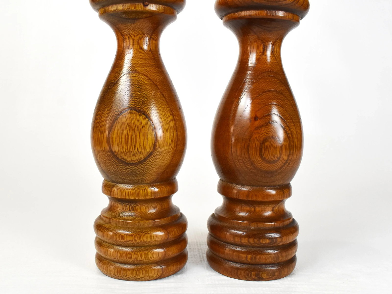 Vintage Catalina Tall Wooden Salt Shaker & Pepper Mill Grinder Set - 4