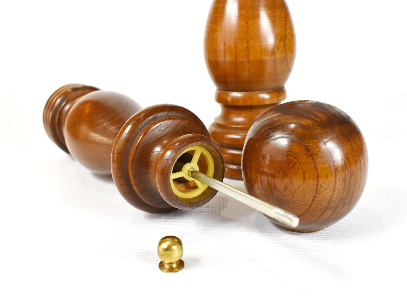 Vintage Catalina Tall Wooden Salt Shaker & Pepper Mill Grinder Set - 6